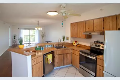 2112 S Cypress Bend Dr, Unit #401, Pompano Beach, FL 33069 - Photo 3