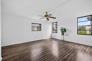 2112 S Cypress Bend Dr, Pompano Beach, FL 33069 - Photo 13