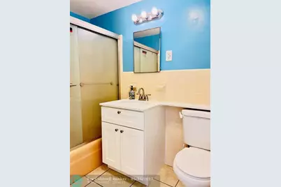 120 NE 20 Ave, Unit #12, Deerfield Beach, FL 33441 - Photo 13