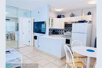 120 NE 20 Ave, Unit #12, Deerfield Beach, FL 33441 - Photo 11