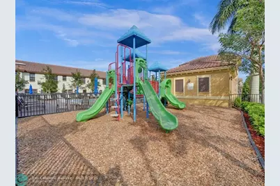 9637  Watercrest Isle, Parkland, FL 33076 - Photo 57