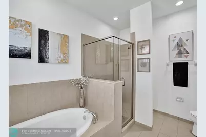 9637  Watercrest Isle, Parkland, FL 33076 - Photo 49