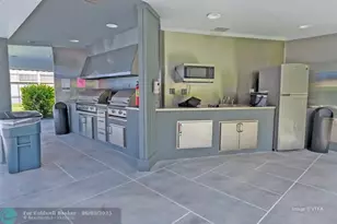 8941 S Hollybrook Blvd, Pembroke Pines, FL 33025 - Photo 49