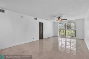 8941 S Hollybrook Blvd, Pembroke Pines, FL 33025 - Photo 21