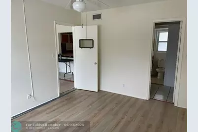 1001 SE 16th St, Unit #8, Fort Lauderdale, FL 33316 - Photo 11