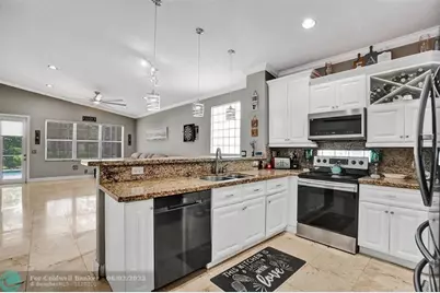 5445 NW 122 Dr, Coral Springs, FL 33076 - Photo 21