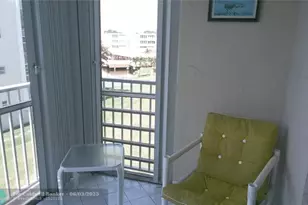 206 SE 10th St, Dania Beach, FL 33004 - Photo 15