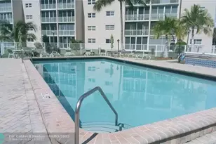 206 SE 10th St, Dania Beach, FL 33004 - Photo 17