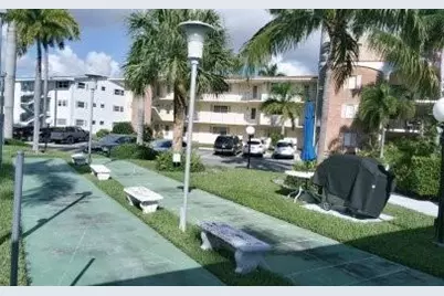 465  Paradise Isle Blvd, Unit #207, Hallandale Beach, FL 33009 - Photo 19