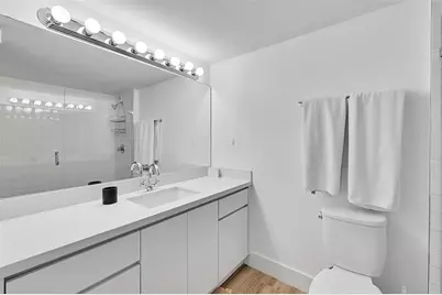 2301  Collins Ave, Unit #838, Miami Beach, FL 33139 - Photo 15
