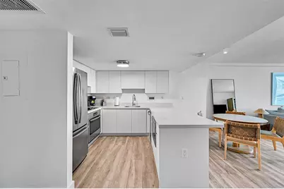 2301  Collins Ave, Unit #838, Miami Beach, FL 33139 - Photo 7