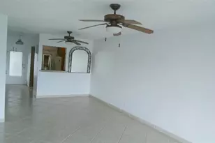 465 Paradise Isle Blvd, Hallandale Beach, FL 33009 - Photo 3