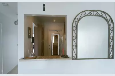 465  Paradise Isle Blvd, Unit #307, Hallandale Beach, FL 33009 - Photo 13