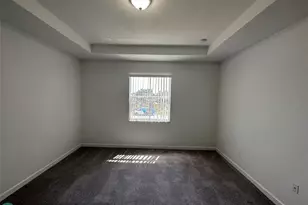 2437 NW 131st Cir, Miami, FL 33167 - Photo 9