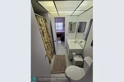 10442  Sunrise Lakes Blvd, Unit #310, Sunrise, FL 33322 - Photo 17