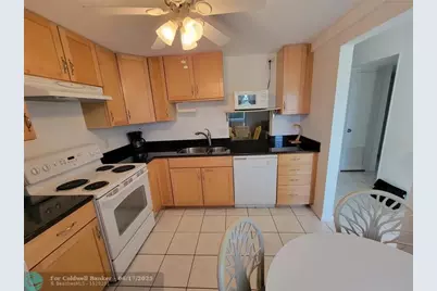 230 NE 26th Ave, Unit #2040, Boynton Beach, FL 33435 - Photo 23