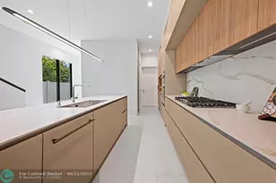 1404 NE 5th St, Fort Lauderdale, FL 33301 - Photo 9