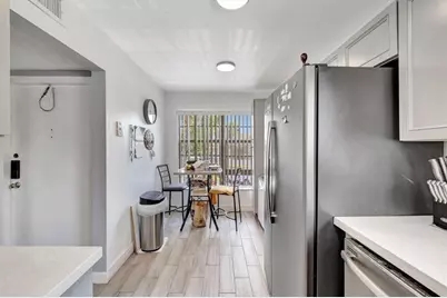 5860 NW 64th Ave, Unit #201, Tamarac, FL 33319 - Photo 9