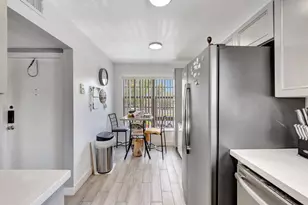 5860 NW 64th Ave, Tamarac, FL 33319 - Photo 9