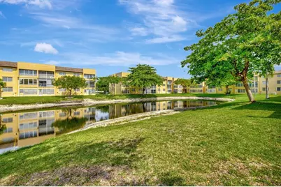 5860 NW 64th Ave, Unit #201, Tamarac, FL 33319 - Photo 21