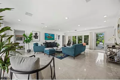 1719  Poinsettia Dr, Fort Lauderdale, FL 33305 - Photo 1