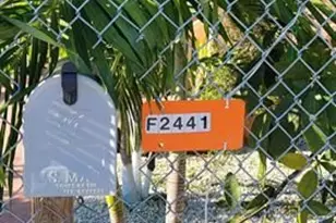 2441 NW 104th St, Miami, FL 33147 - Photo 15