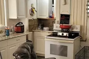 2441 NW 104th St, Miami, FL 33147 - Photo 23