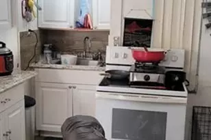 2441 NW 104th St, Miami, FL 33147 - Photo 19