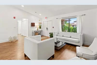 4664 NW 58th Ter, Coral Springs, FL 33067 - Photo 9