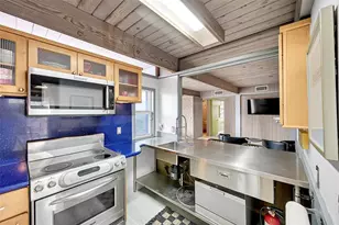 234 Pine Ave, Lauderdale by the Sea, FL 33308 - Photo 23