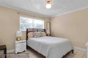 3725 NE 169th St, North Miami Beach, FL 33160 - Photo 5