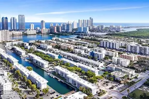 3725 NE 169th St, North Miami Beach, FL 33160 - Photo 19