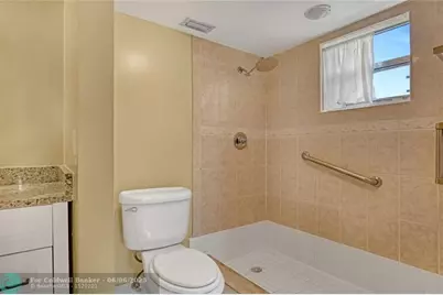 6850  10th Ave, Unit #101, Lake Worth, FL 33467 - Photo 5