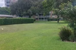 3475 Brokenwoods Dr, Coral Springs, FL 33065 - Photo 19