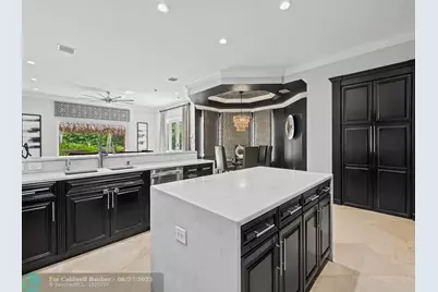 10741  Pine Lodge Trail, Davie, FL 33328 - Photo 3