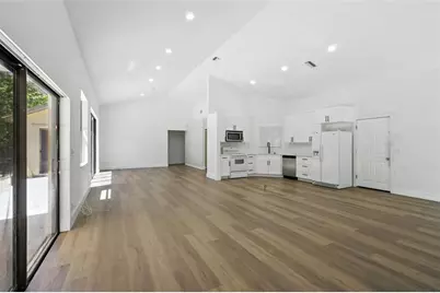 5172 NW 53rd Ave, Coconut Creek, FL 33073 - Photo 3