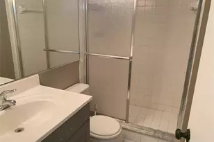 9460 Poinciana Pl, Davie, FL 33324 - Photo 9