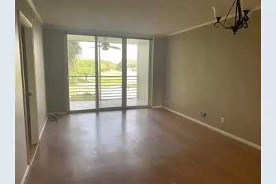 9460  Poinciana Pl, Unit #303, Davie, FL 33324 - Photo 3