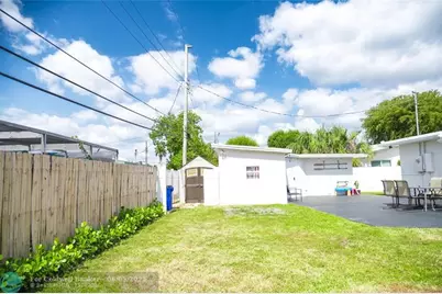 6240 NW 15th St, Margate, FL 33063 - Photo 29
