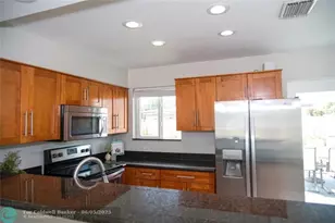 6240 NW 15th St, Margate, FL 33063 - Photo 3