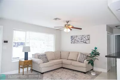 6240 NW 15th St, Margate, FL 33063 - Photo 7