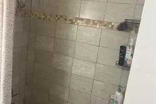 2360 Croton Ct, Pembroke Pines, FL 33026 - Photo 9