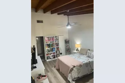 2360  Croton Ct, Unit #2630, Pembroke Pines, FL 33026 - Photo 11