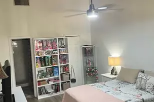 2360 Croton Ct, Pembroke Pines, FL 33026 - Photo 11