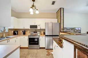 219 Riverwalk Cir, Sunrise, FL 33326 - Photo 5