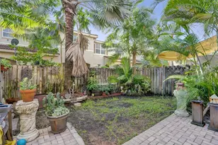 219 Riverwalk Cir, Sunrise, FL 33326 - Photo 21