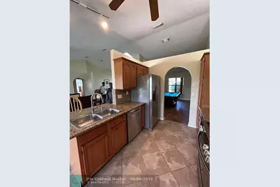 2232 SE Longhorn Ave, Port Saint Lucie, FL 34952 - Photo 17