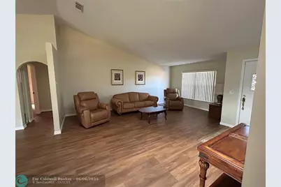 2232 SE Longhorn Ave, Port Saint Lucie, FL 34952 - Photo 7