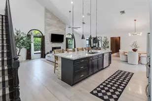 8250 NW 49th Manor, Coral Springs, FL 33067 - Photo 5