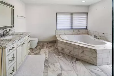 8250 NW 49th Mnr, Coral Springs, FL 33067 - Photo 17